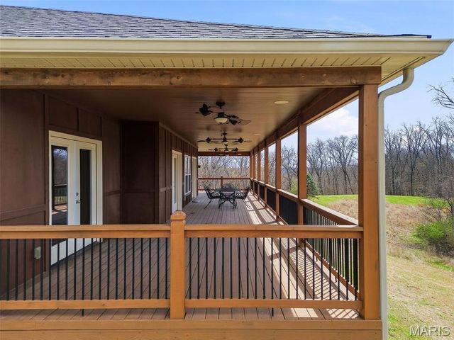 1326 Top Of The Hill Road, Chesterfield, MO 63005