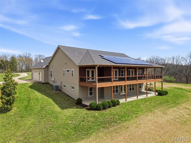 1326 Top Of The Hill Road, Chesterfield, MO 63005