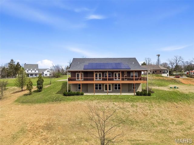 1326 Top Of The Hill Road, Chesterfield, MO 63005