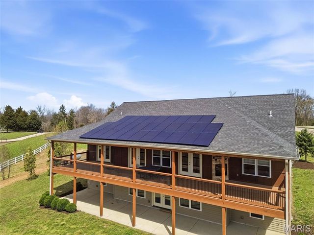 1326 Top Of The Hill Road, Chesterfield, MO 63005