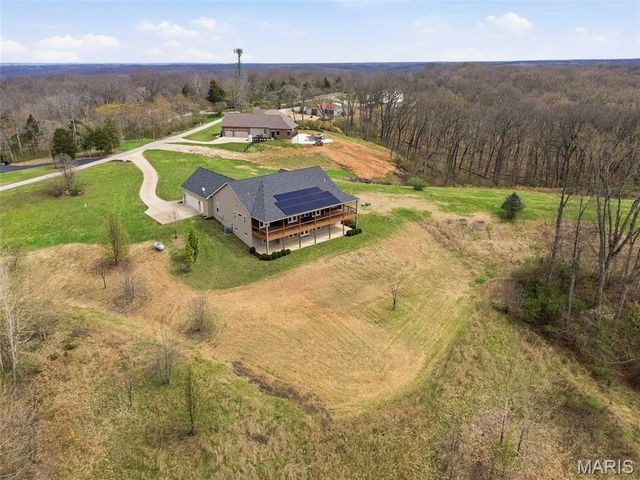 1326 Top Of The Hill Road, Chesterfield, MO 63005