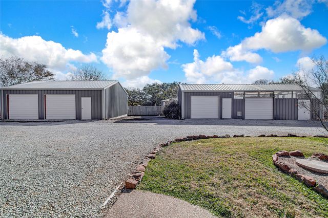 8616 County Road 528, Burleson, TX 76028