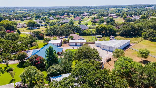 8616 County Road 528, Burleson, TX 76028