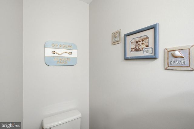 203 DONALD ST, Lanoka Harbor, NJ 08734