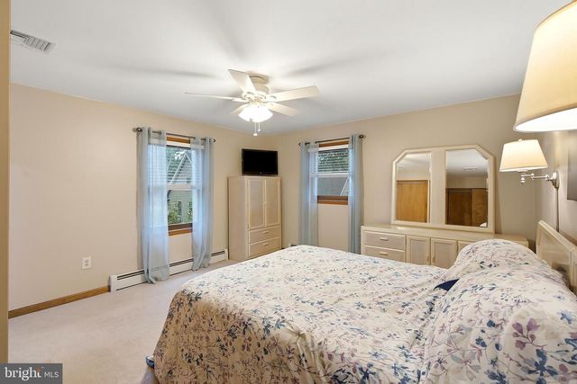 203 DONALD ST, Lanoka Harbor, NJ 08734