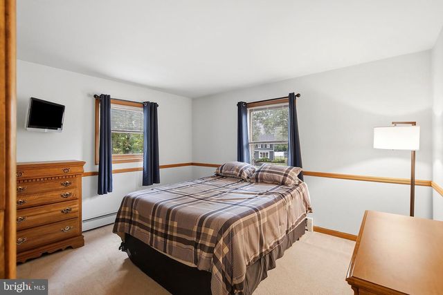 203 DONALD ST, Lanoka Harbor, NJ 08734