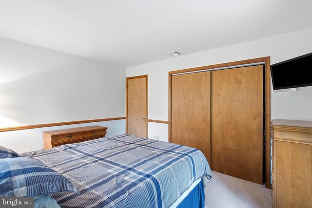203 DONALD ST, Lanoka Harbor, NJ 08734