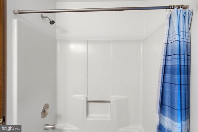 203 DONALD ST, Lanoka Harbor, NJ 08734