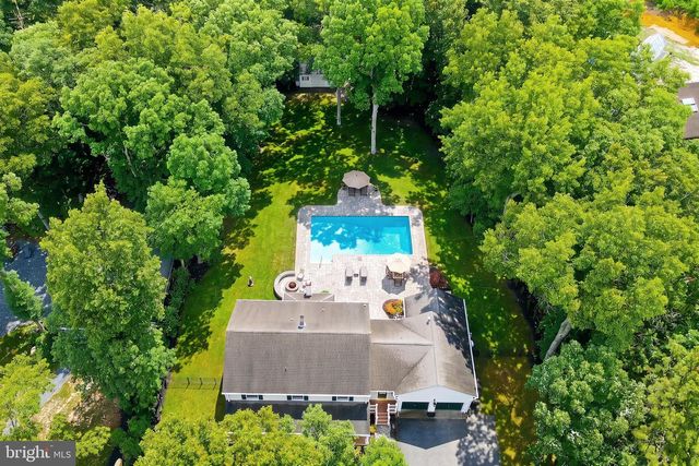 203 DONALD ST, Lanoka Harbor, NJ 08734