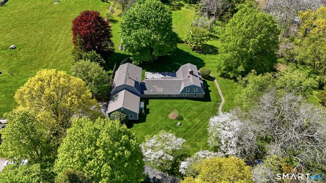 1335 Pequot Trail, Stonington, CT 06378