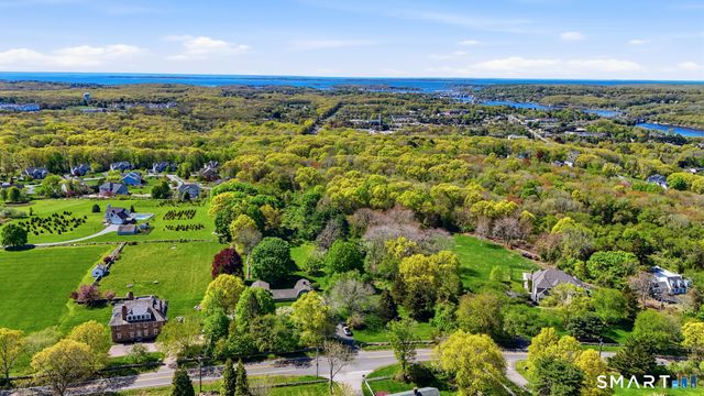 1335 Pequot Trail, Stonington, CT 06378