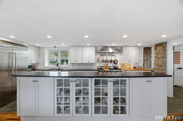 1335 Pequot Trail, Stonington, CT 06378