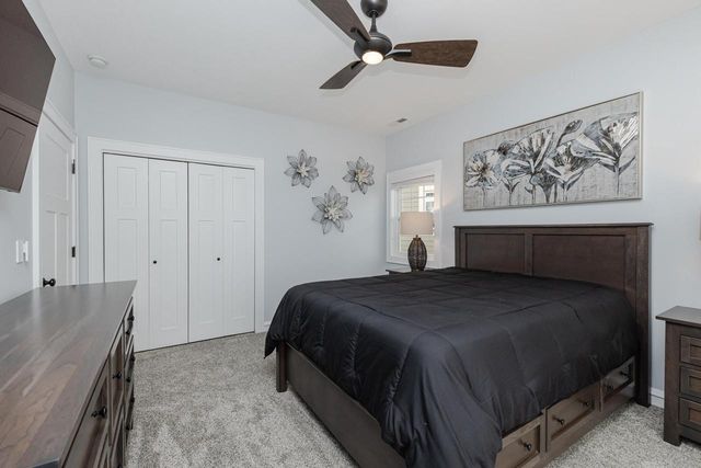 7433 N Tichigan ROAD, Waterford, WI 53185