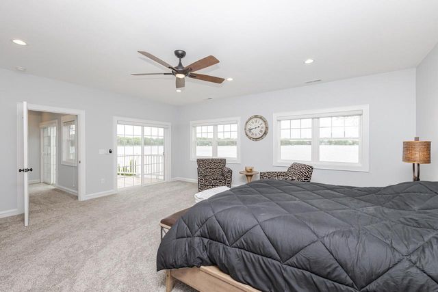 7433 N Tichigan ROAD, Waterford, WI 53185