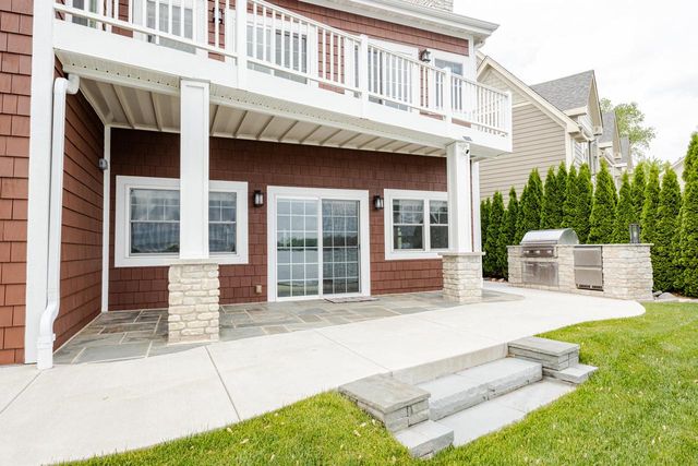 7433 N Tichigan ROAD, Waterford, WI 53185