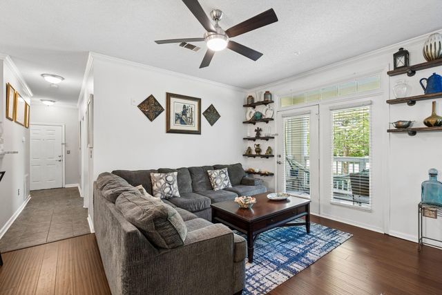45 Sycamore Avenue 318, Charleston, SC 29407