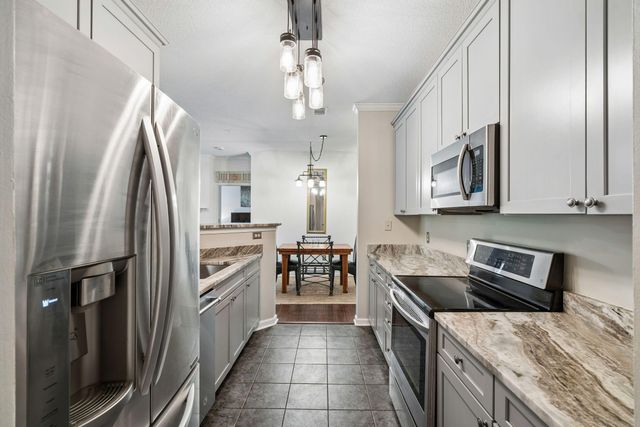 45 Sycamore Avenue 318, Charleston, SC 29407
