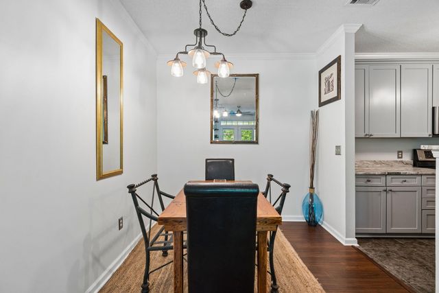 45 Sycamore Avenue 318, Charleston, SC 29407