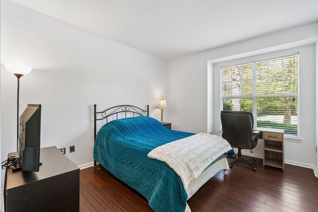 45 Sycamore Avenue 318, Charleston, SC 29407