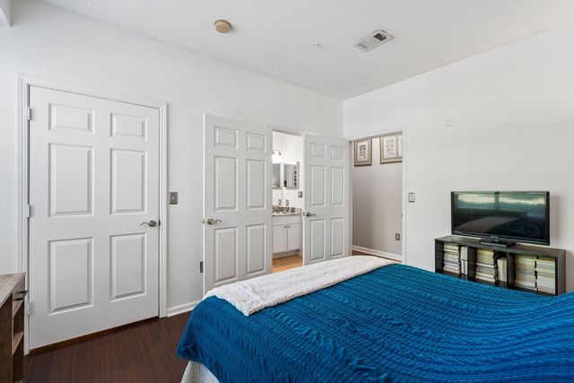 45 Sycamore Avenue 318, Charleston, SC 29407