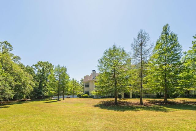 45 Sycamore Avenue 318, Charleston, SC 29407