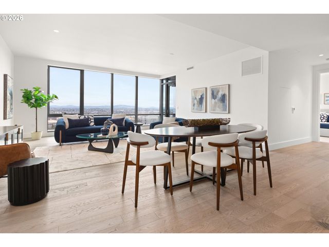 550 Sw 10TH Ave 2509, Portland, OR 97205