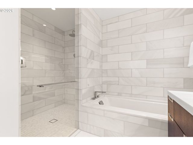 550 Sw 10TH Ave 2509, Portland, OR 97205