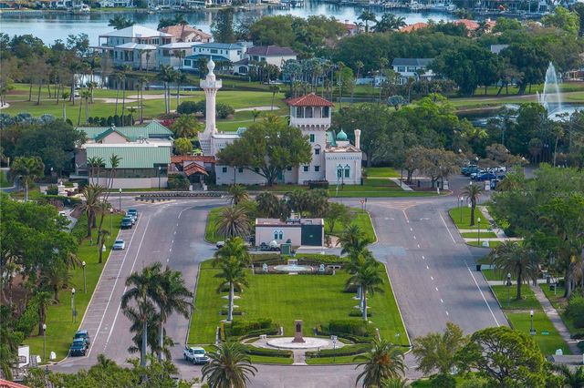 110 PALMERA BOULEVARD NE, St Petersburg, FL 33704