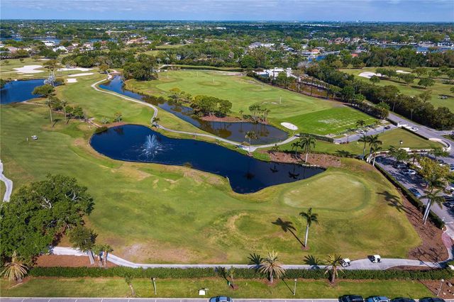 110 PALMERA BOULEVARD NE, St Petersburg, FL 33704