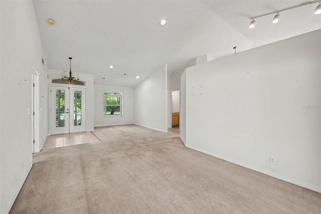 10 BURBANK DRIVE, Palm Coast, FL 32137
