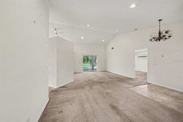 10 BURBANK DRIVE, Palm Coast, FL 32137