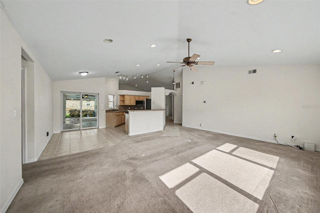10 BURBANK DRIVE, Palm Coast, FL 32137