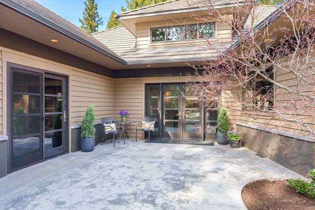 61440 Tam McArthur Loop, Bend, OR 97702