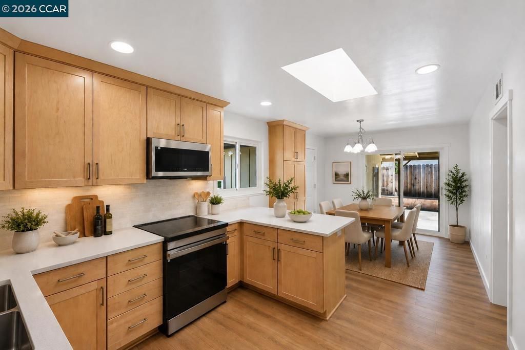 Image 11 of property listing at 4352 Cheltenham Ct, Concord, CA 94521