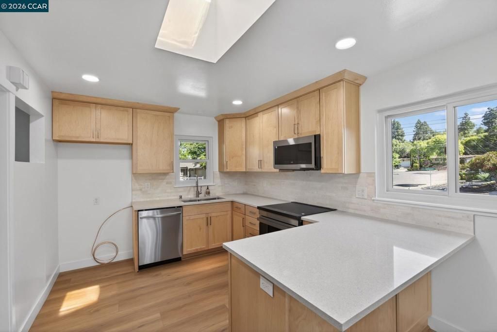 Image 14 of property listing at 4352 Cheltenham Ct, Concord, CA 94521