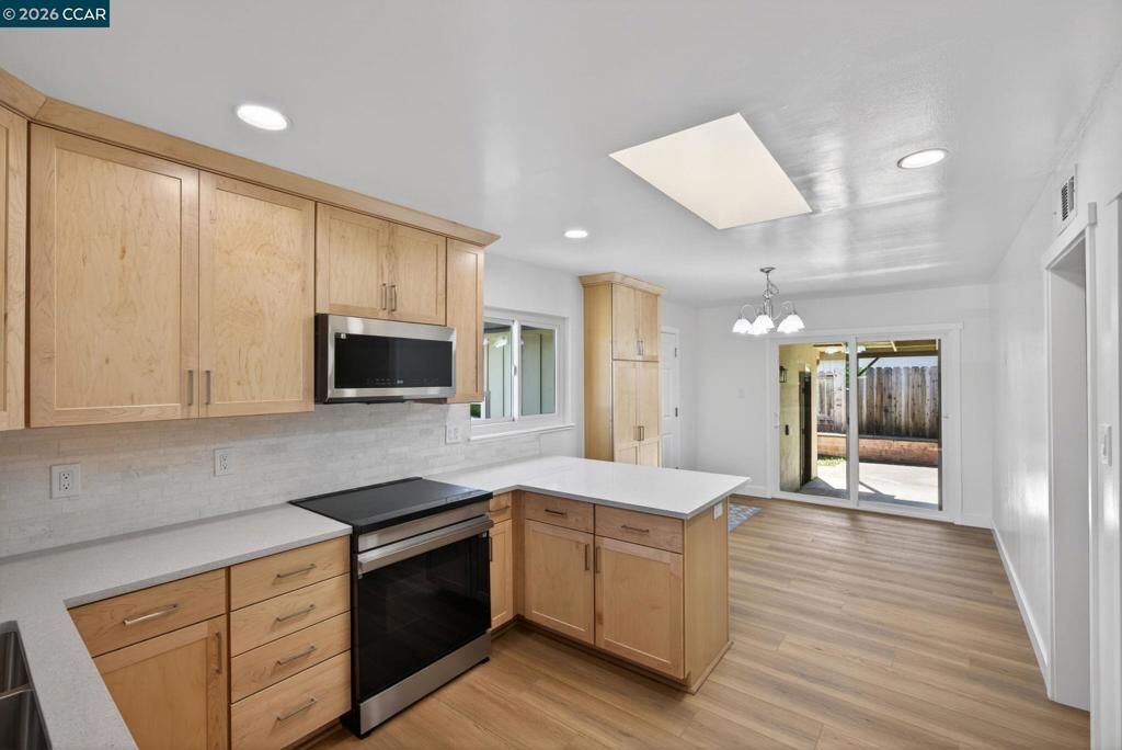 Image 17 of property listing at 4352 Cheltenham Ct, Concord, CA 94521