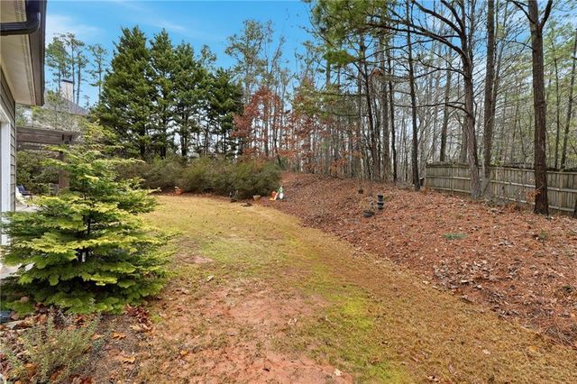 1802 Brackendale NW Road, Kennesaw, GA 30152