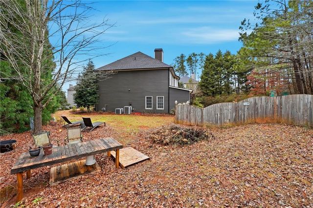 1802 Brackendale NW Road, Kennesaw, GA 30152