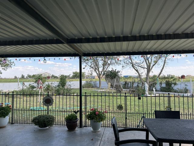 1299 County Rd 220-L, Denver City, TX 79323