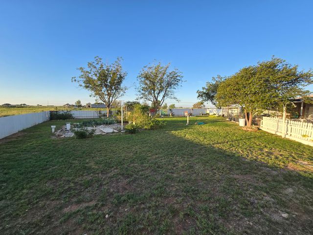 1299 County Rd 220-L, Denver City, TX 79323