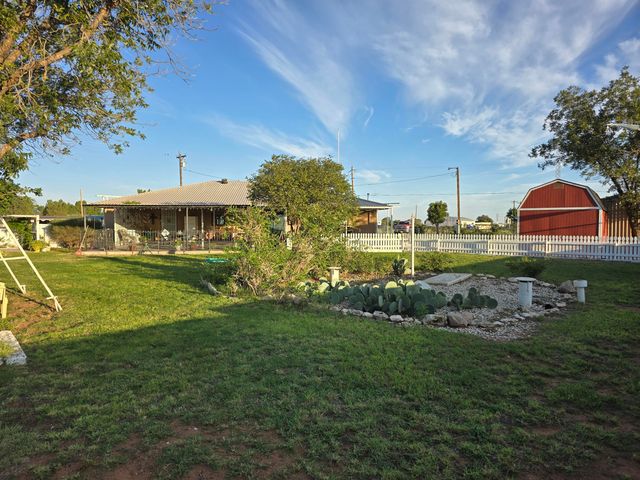 1299 County Rd 220-L, Denver City, TX 79323