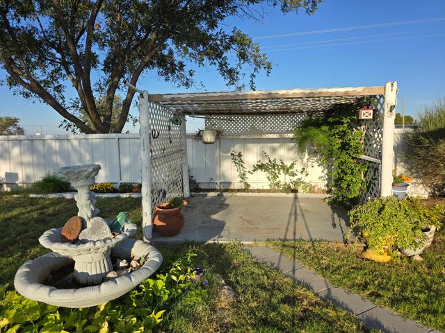 1299 County Rd 220-L, Denver City, TX 79323