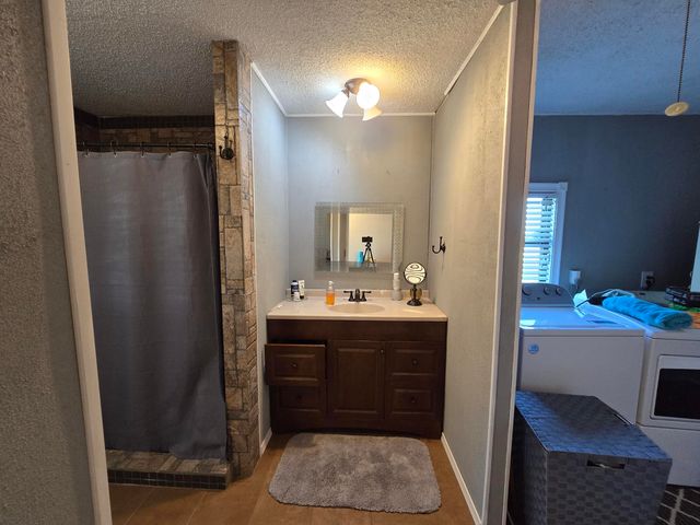 1299 County Rd 220-L, Denver City, TX 79323