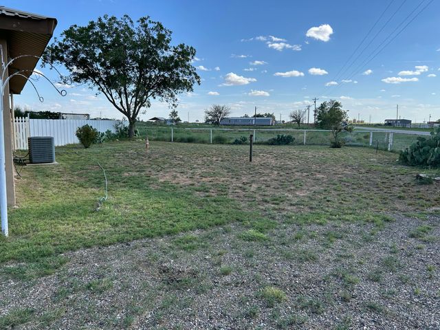 1299 County Rd 220-L, Denver City, TX 79323