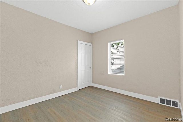 4810 Lenox Street, Detroit, MI 48215