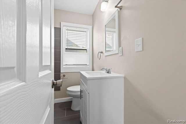 4810 Lenox Street, Detroit, MI 48215