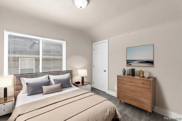 4810 Lenox Street, Detroit, MI 48215