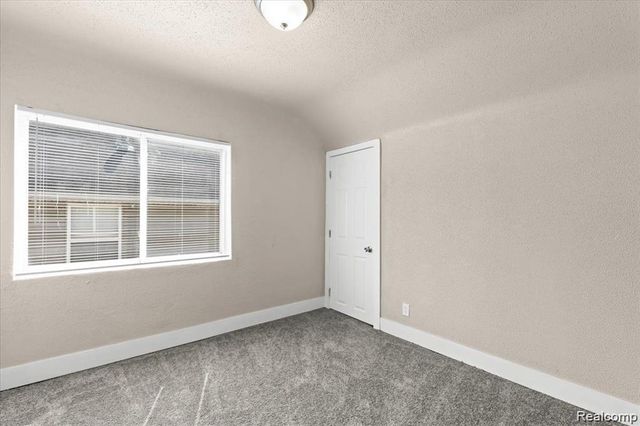 4810 Lenox Street, Detroit, MI 48215