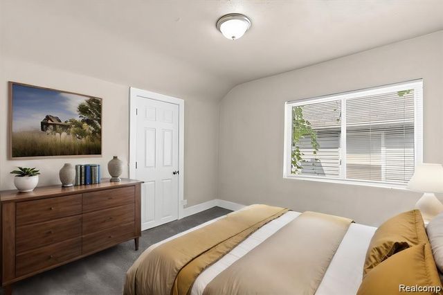 4810 Lenox Street, Detroit, MI 48215