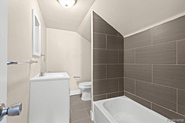 4810 Lenox Street, Detroit, MI 48215